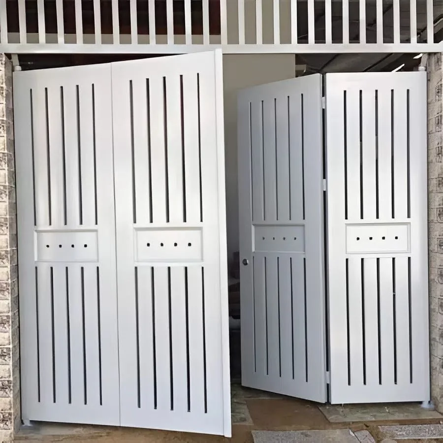 Mẫu cửa cổng sắt hộp 4 cánh đẹp mắt