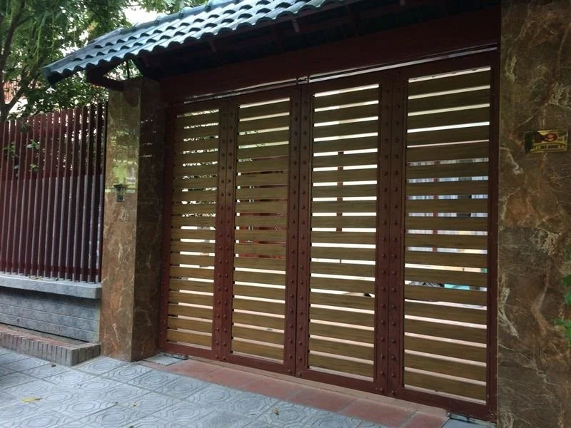 Mẫu cửa cổng gấp 4 cánh (1)