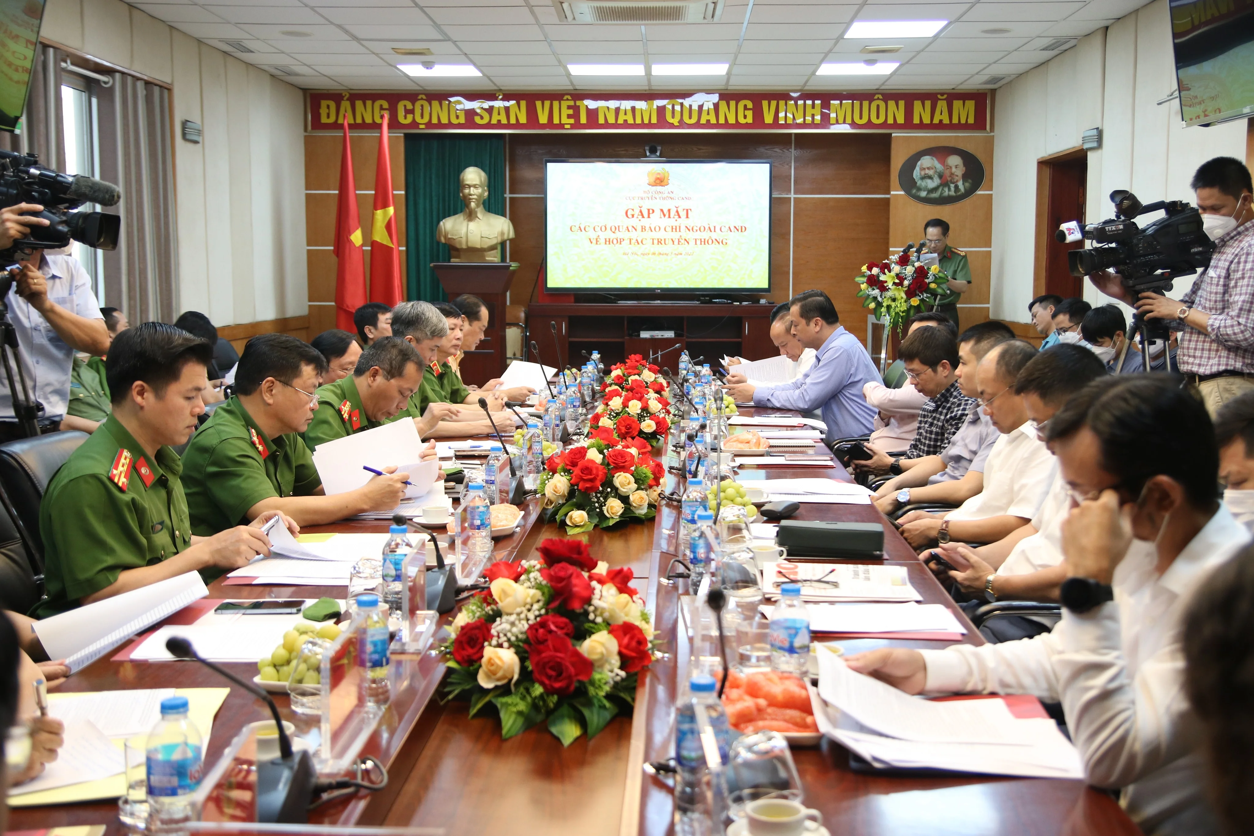 Báo chí đã lan toả hình ảnh đẹp của lực lượng công an nhân dân