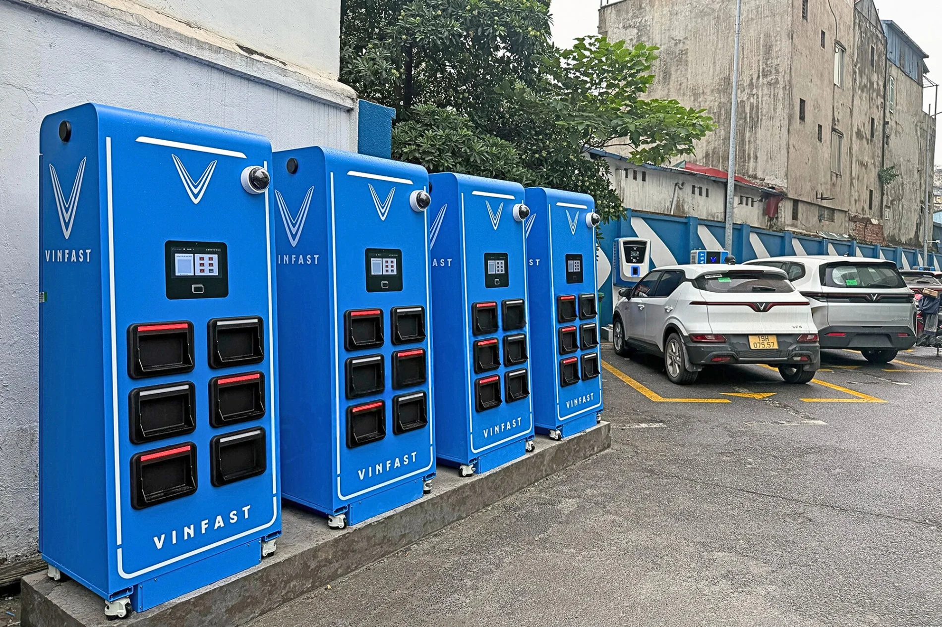 Dịch vụ đổi pin xe máy điện sẵn sàng cho năm 2026