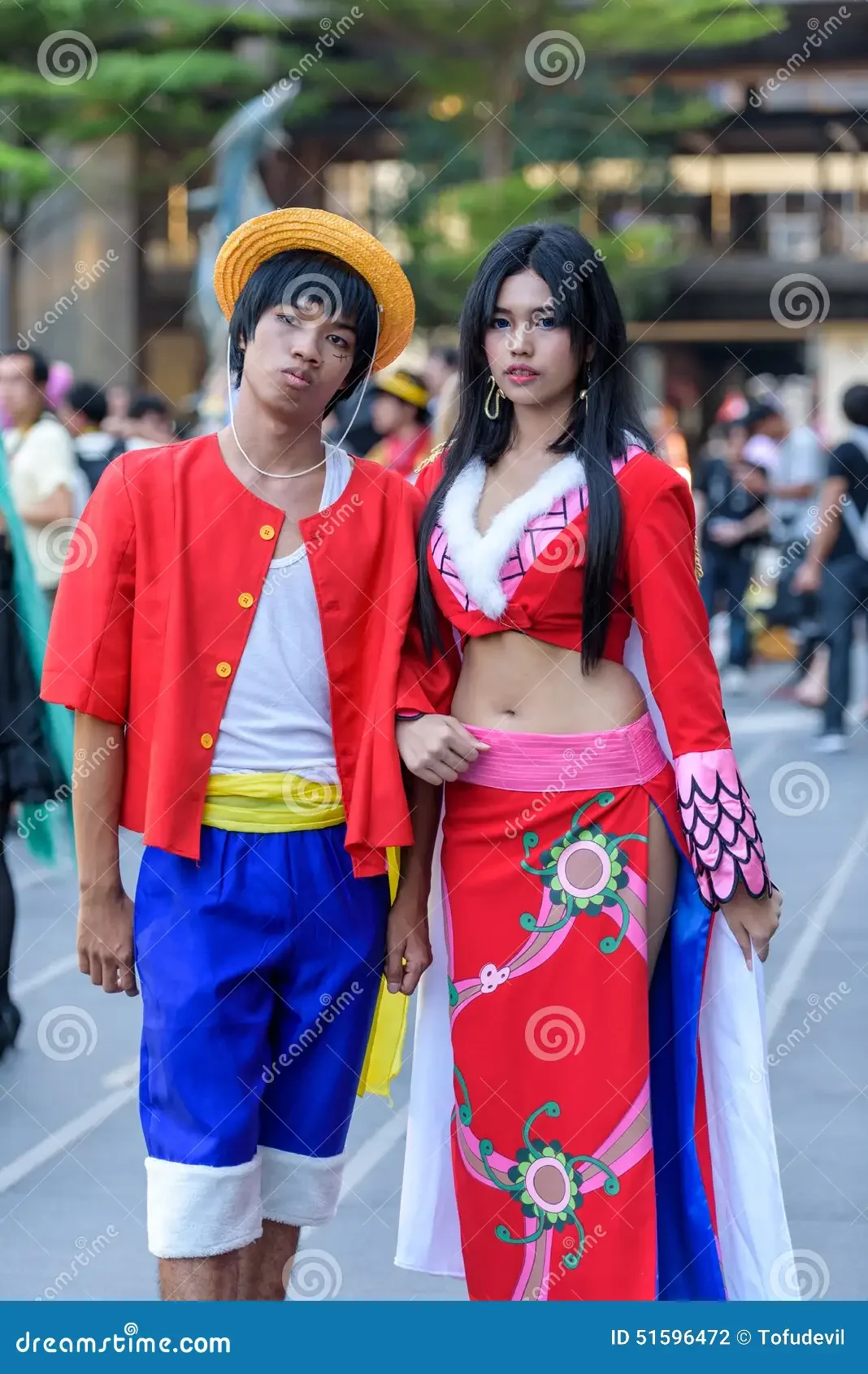 Cosplayer As Characters Monkey D. Luffy and Boa Hancock from One Piece Editorial Photography - Image of thai, luffy: 51596472