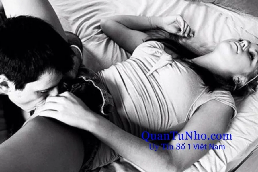 bóp vú người yêu - mẫu 47